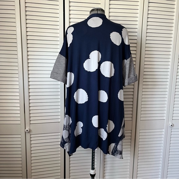 NEW Alembika Lily Top Mixed print Navy XS - Picture 7 of 12